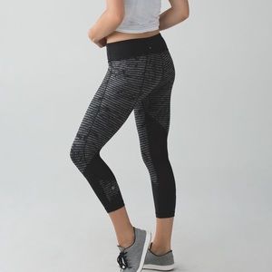 Lululemon Striped Play Pace Rival Crop
